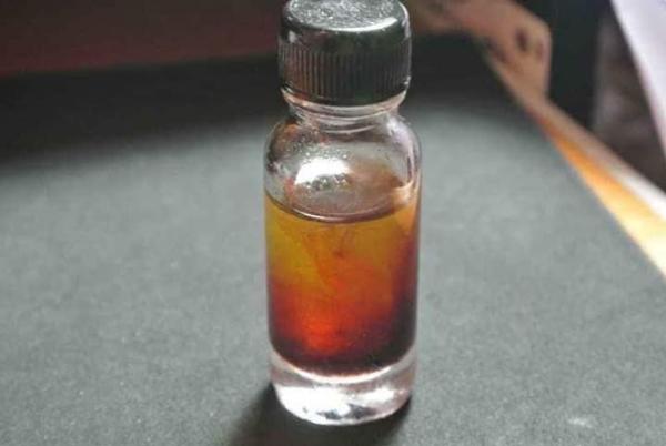 น้ำมันพรายเมตตาพญาเขาหลง อาจารย์เรวัติฤาษีครูเสน่ห์ กาฬสินธุ์