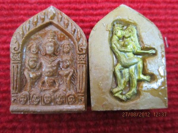 ขุนแผน รุ่น ปะฉะดะ ด้านหลังฝังอิ้นคู่ หลวงพ่อกอย วัดเขาดินใต้ สนใจสอบถามใด้ครับ